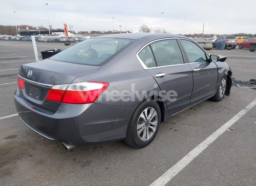 Photo 4 of 2014 Honda Accord LX (VIN 1HGCR2F35EA260705)