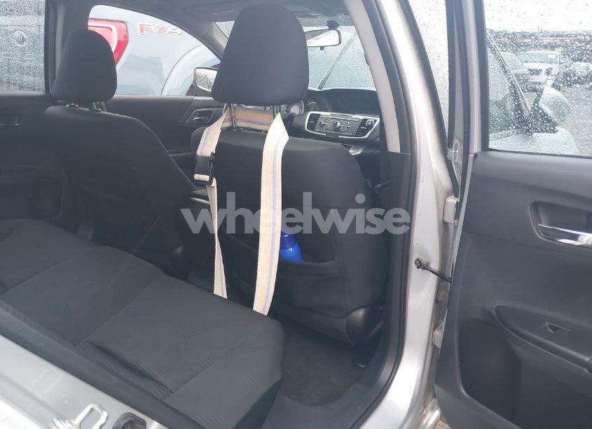 Photo 8 of 2015 Honda Accord LX (VIN 1HGCR2F35FA003710)