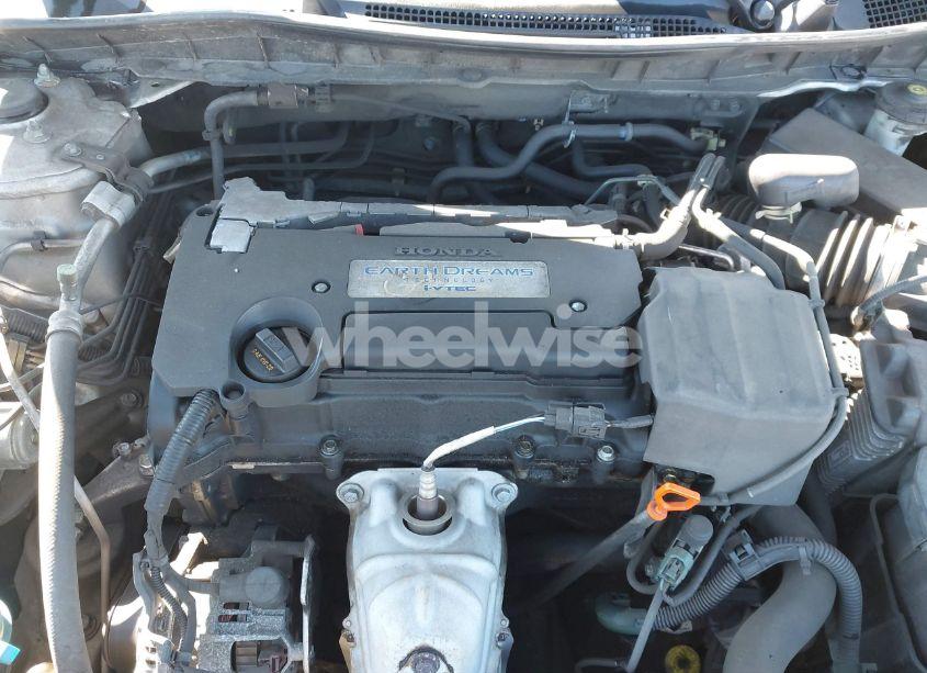Photo 10 of 2015 Honda Accord LX (VIN 1HGCR2F35FA028512)