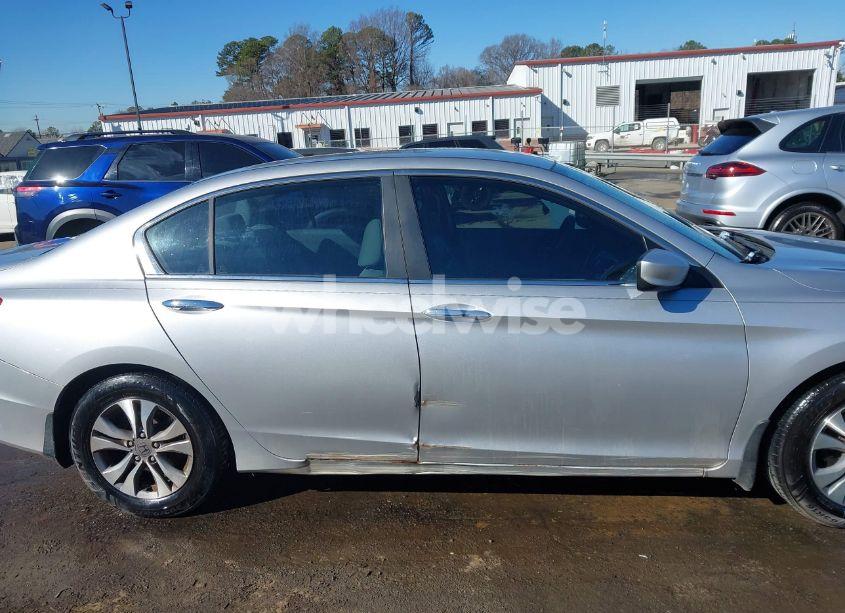 Photo 13 of 2015 Honda Accord LX (VIN 1HGCR2F35FA028512)