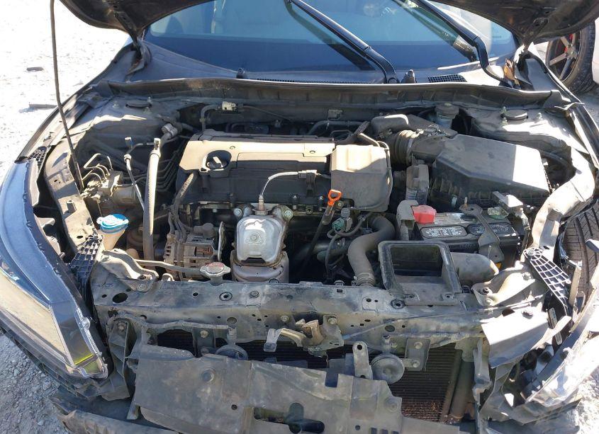 Photo 10 of 2015 Honda Accord LX (VIN 1HGCR2F35FA071389)