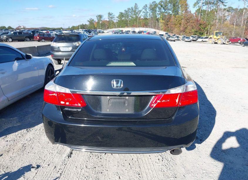 Photo 17 of 2015 Honda Accord LX (VIN 1HGCR2F35FA071389)