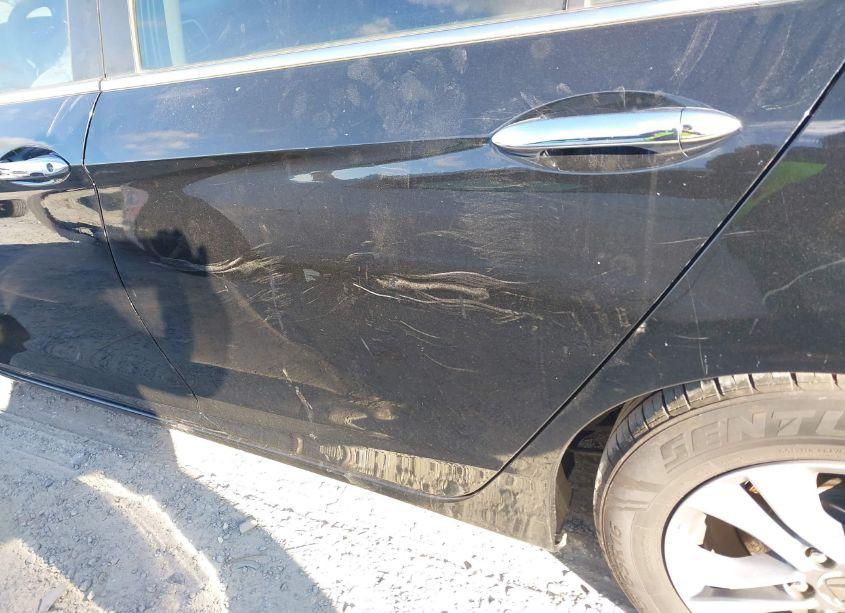 Photo 19 of 2015 Honda Accord LX (VIN 1HGCR2F35FA071389)