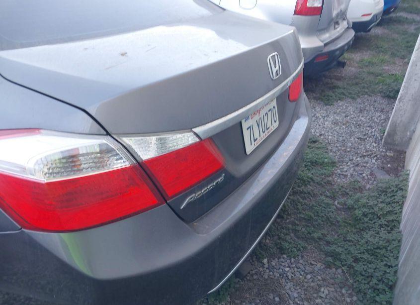 Photo 16 of 2015 Honda Accord LX (VIN 1HGCR2F35FA149962)