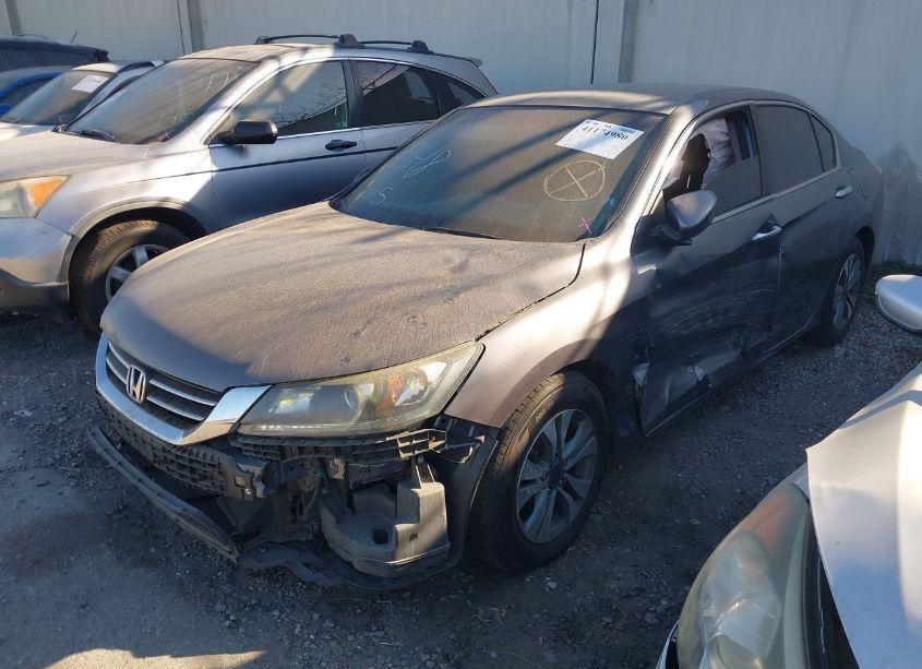 Photo 2 of 2015 Honda Accord LX (VIN 1HGCR2F35FA149962)