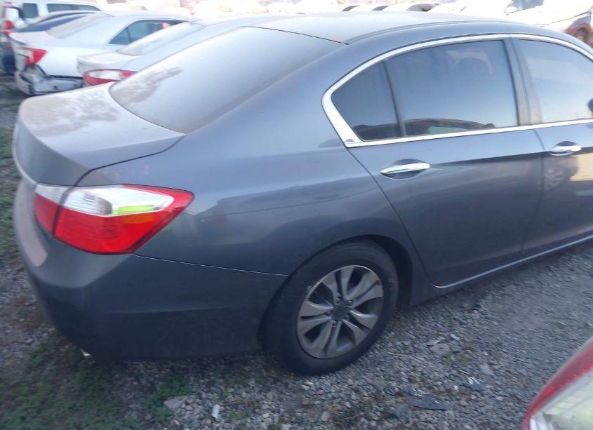 Photo 4 of 2015 Honda Accord LX (VIN 1HGCR2F35FA149962)