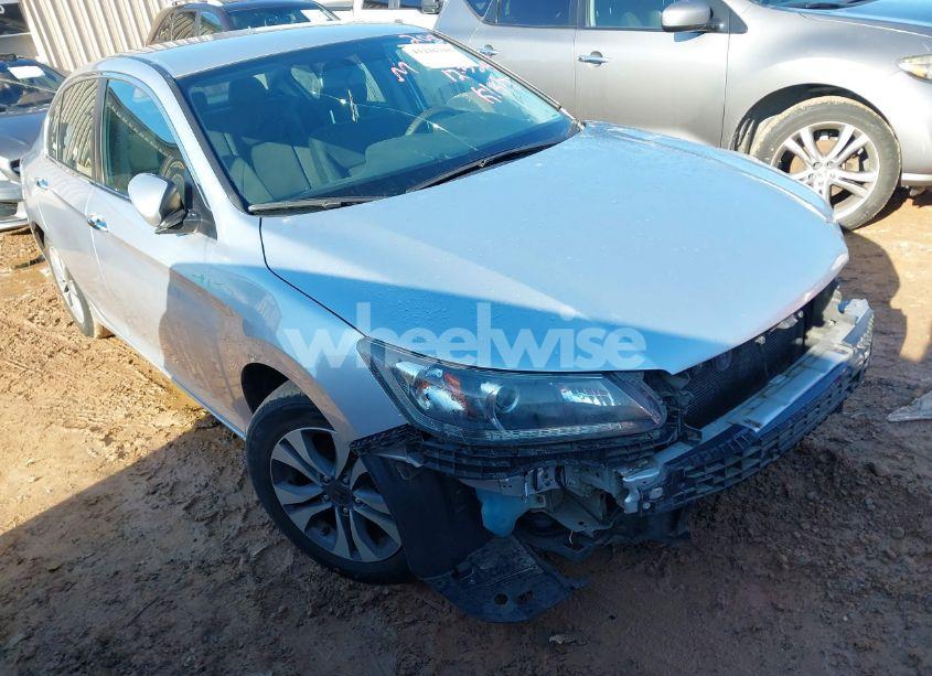 2015 Honda Accord LX (VIN 1HGCR2F35FA187403) main photo