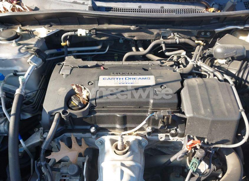 Photo 10 of 2015 Honda Accord LX (VIN 1HGCR2F35FA187403)