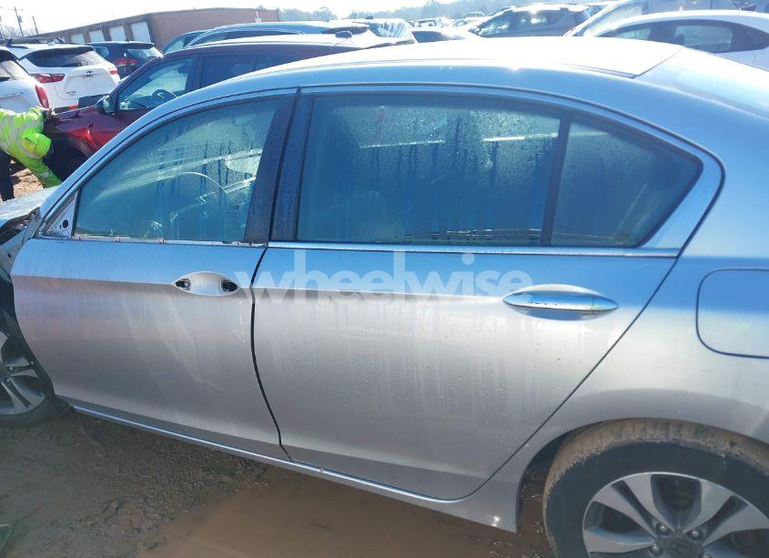 Photo 15 of 2015 Honda Accord LX (VIN 1HGCR2F35FA187403)