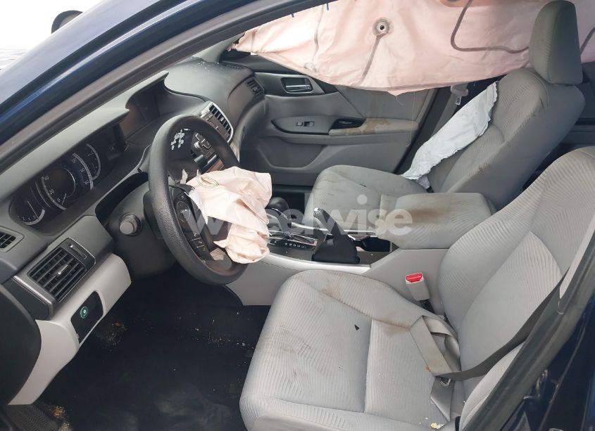 Photo 5 of 2015 Honda Accord LX (VIN 1HGCR2F35FA198109)