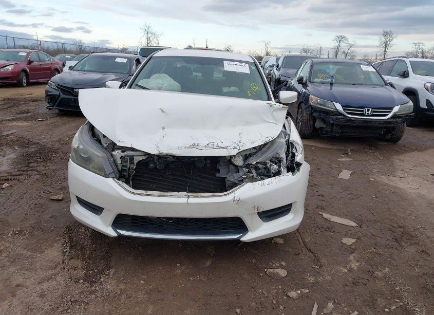 Photo 6 of 2015 Honda Accord LX (VIN 1HGCR2F35FA216415)