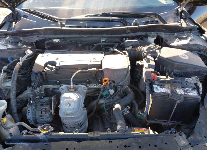 Photo 10 of 2015 Honda Accord LX (VIN 1HGCR2F35FA221615)