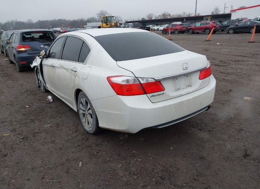 Photo 3 of 2015 Honda Accord LX (VIN 1HGCR2F35FA225762)