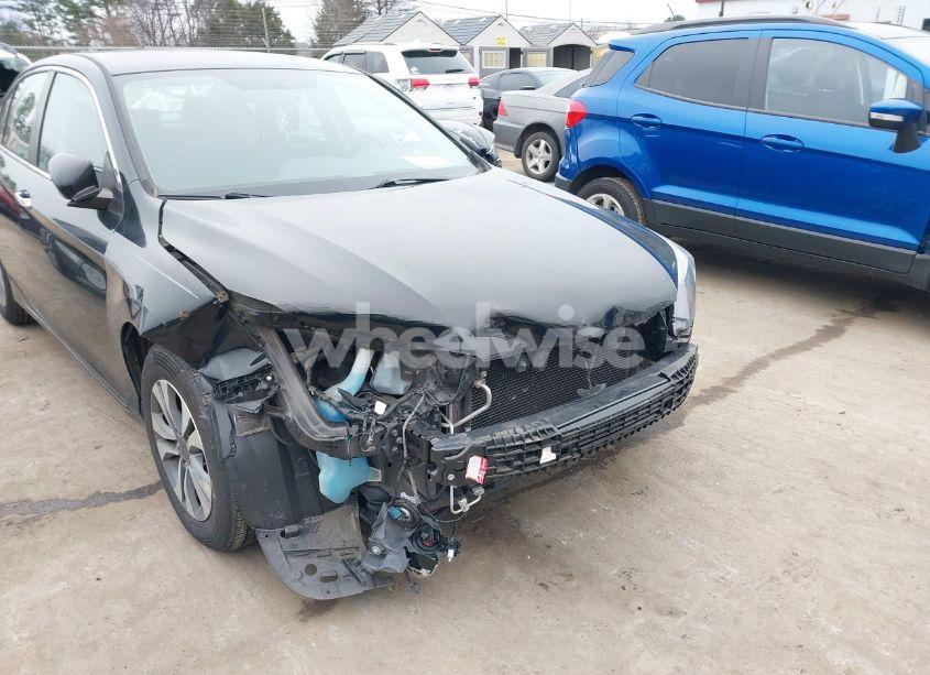 Photo 6 of 2015 Honda Accord LX (VIN 1HGCR2F35FA226037)