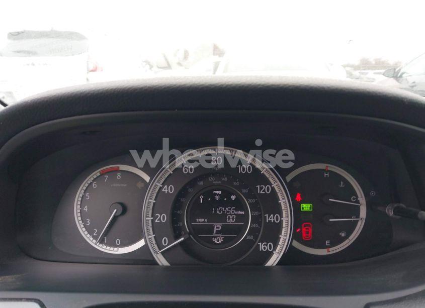 Photo 7 of 2015 Honda Accord LX (VIN 1HGCR2F35FA226037)