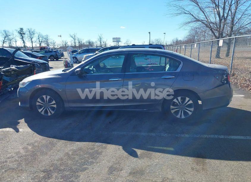 Photo 14 of 2015 Honda Accord LX (VIN 1HGCR2F35FA240584)