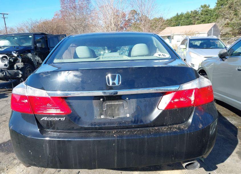 Photo 16 of 2015 Honda Accord LX (VIN 1HGCR2F35FA257790)