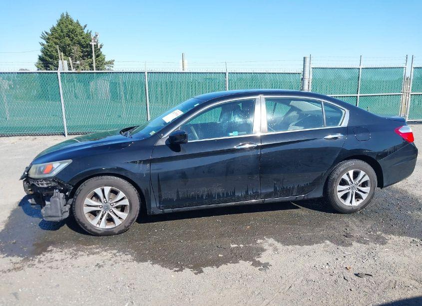 Photo 15 of 2015 Honda Accord LX (VIN 1HGCR2F35FA261869)