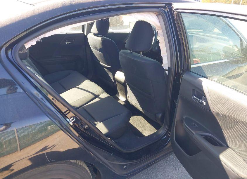 Photo 8 of 2015 Honda Accord LX (VIN 1HGCR2F35FA261869)