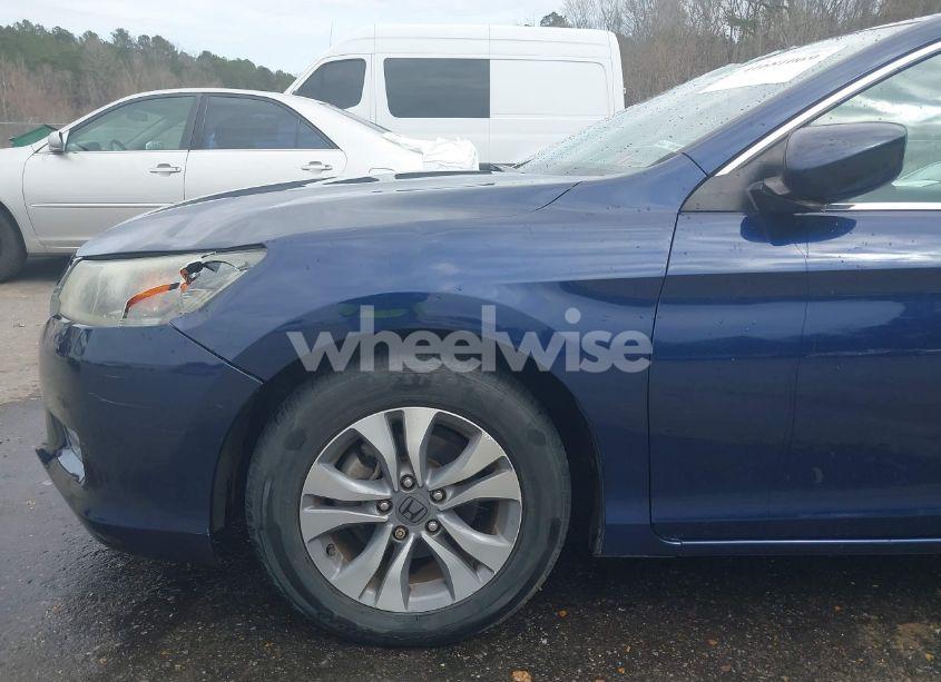 Photo 17 of 2015 Honda Accord LX (VIN 1HGCR2F35FA263735)