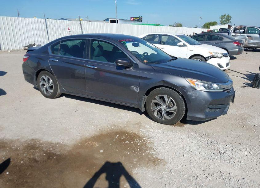 Photo 14 of 2016 Honda Accord LX (VIN 1HGCR2F35GA003367)