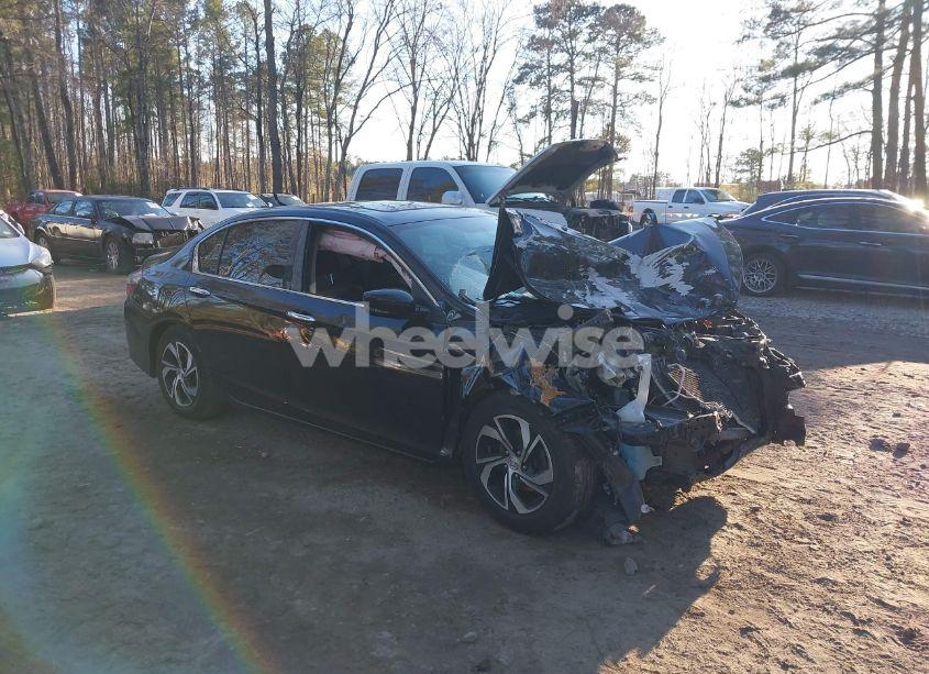 2016 Honda Accord LX (VIN 1HGCR2F35GA099601) main photo