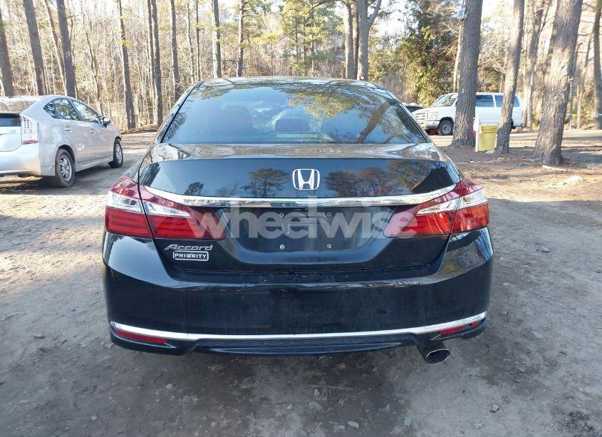 Photo 16 of 2016 Honda Accord LX (VIN 1HGCR2F35GA099601)
