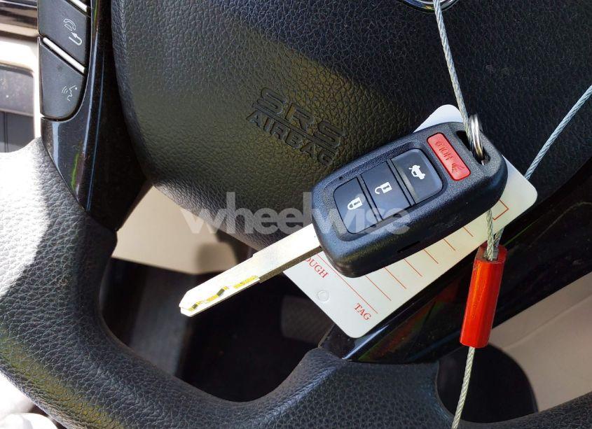 Photo 11 of 2016 Honda Accord LX (VIN 1HGCR2F35GA103291)