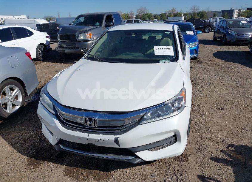 Photo 12 of 2016 Honda Accord LX (VIN 1HGCR2F35GA103291)