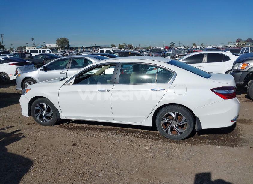 Photo 14 of 2016 Honda Accord LX (VIN 1HGCR2F35GA103291)