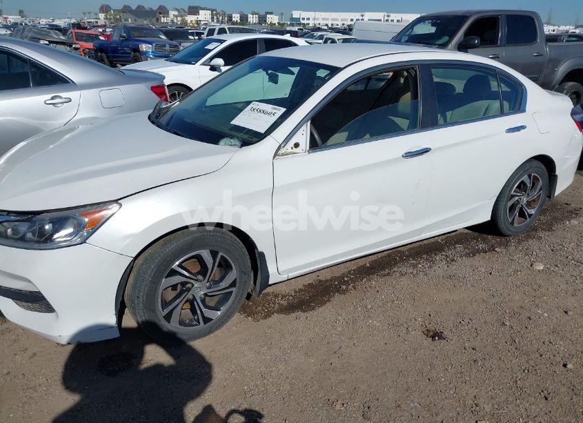 Photo 6 of 2016 Honda Accord LX (VIN 1HGCR2F35GA103291)