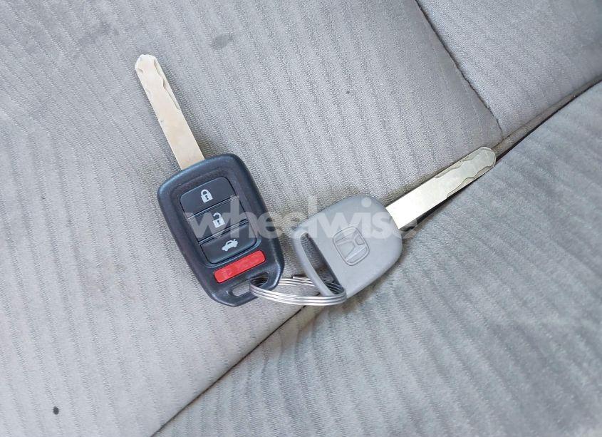 Photo 11 of 2016 Honda Accord LX (VIN 1HGCR2F35GA109043)