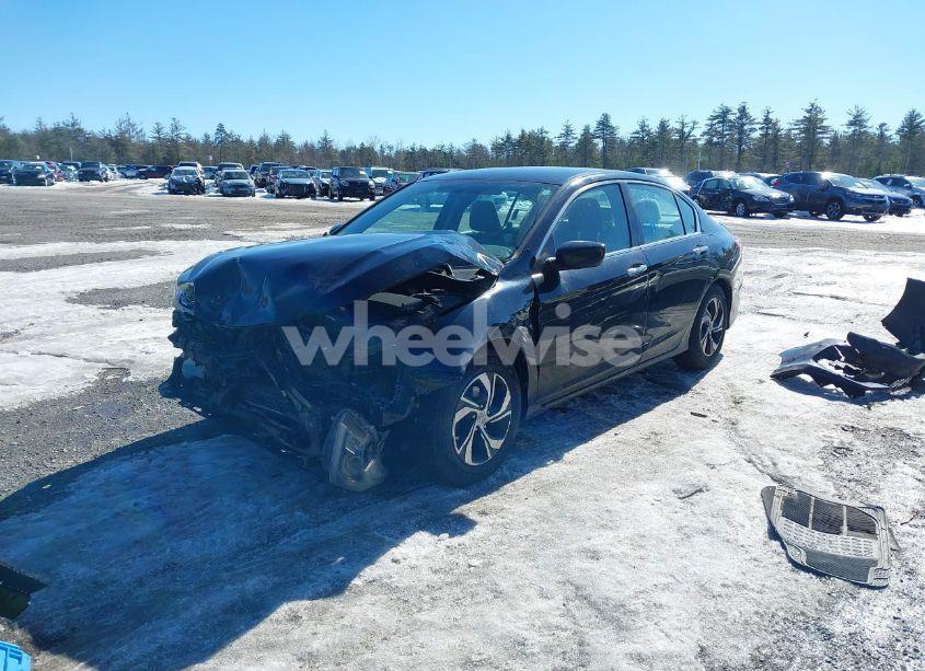 Photo 2 of 2016 Honda Accord LX (VIN 1HGCR2F35GA109043)