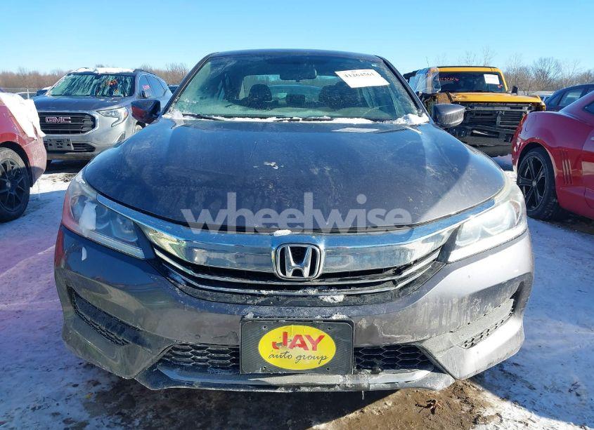 Photo 12 of 2016 Honda Accord LX (VIN 1HGCR2F35GA114596)