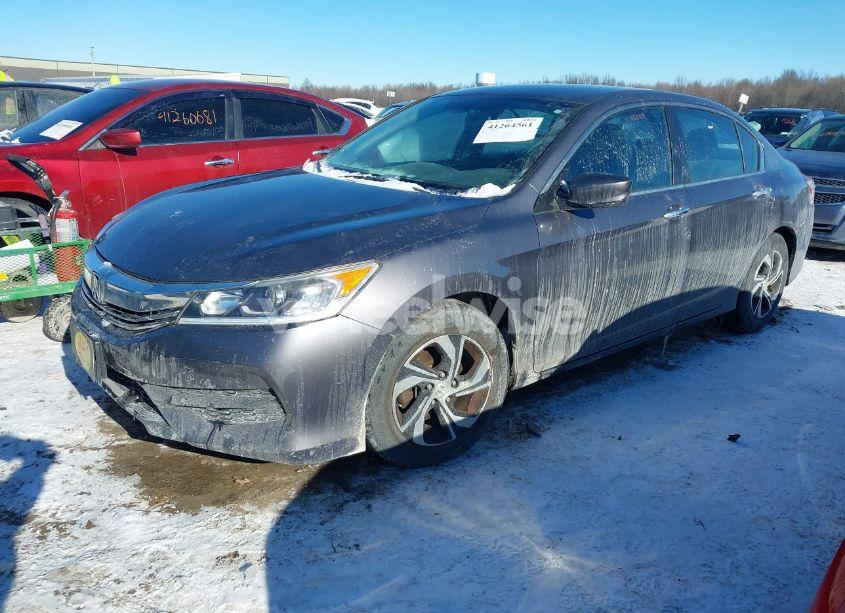 Photo 2 of 2016 Honda Accord LX (VIN 1HGCR2F35GA114596)