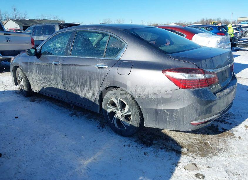 Photo 3 of 2016 Honda Accord LX (VIN 1HGCR2F35GA114596)