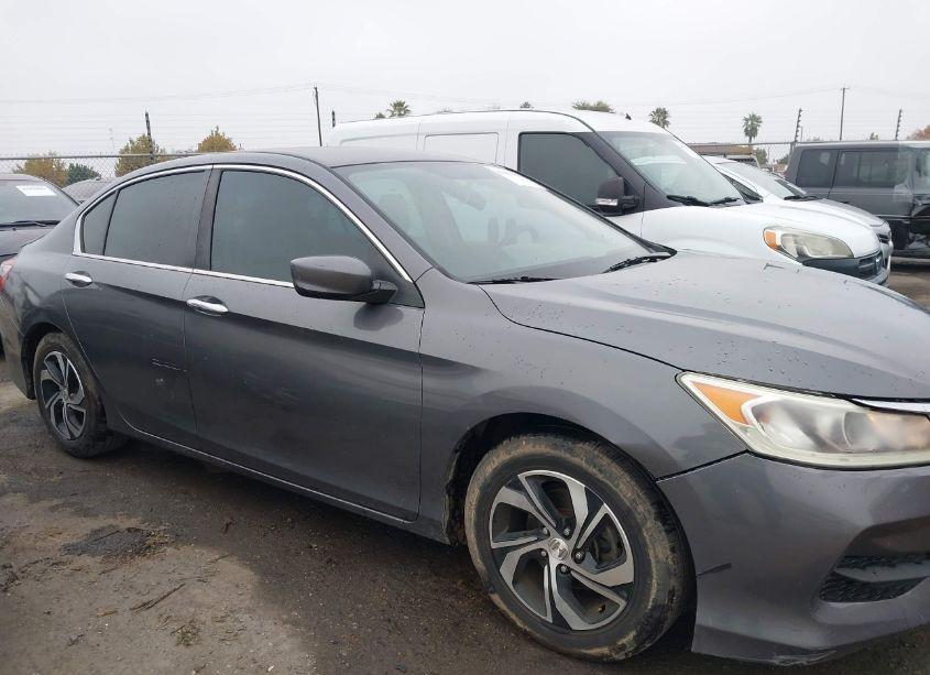 Photo 13 of 2016 Honda Accord LX (VIN 1HGCR2F35GA114744)