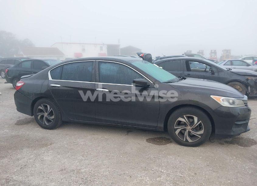 Photo 13 of 2016 Honda Accord LX (VIN 1HGCR2F35GA120866)