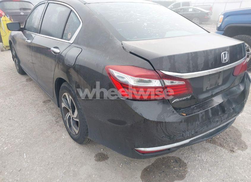 Photo 17 of 2016 Honda Accord LX (VIN 1HGCR2F35GA120866)