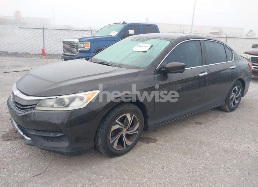 Photo 2 of 2016 Honda Accord LX (VIN 1HGCR2F35GA120866)