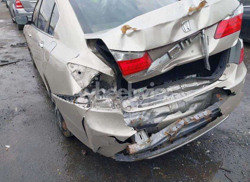 Photo 6 of 2016 Honda Accord LX (VIN 1HGCR2F35GA121936)