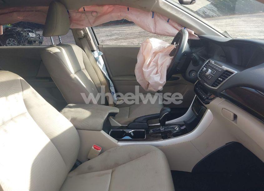 Photo 5 of 2016 Honda Accord LX (VIN 1HGCR2F35GA147016)