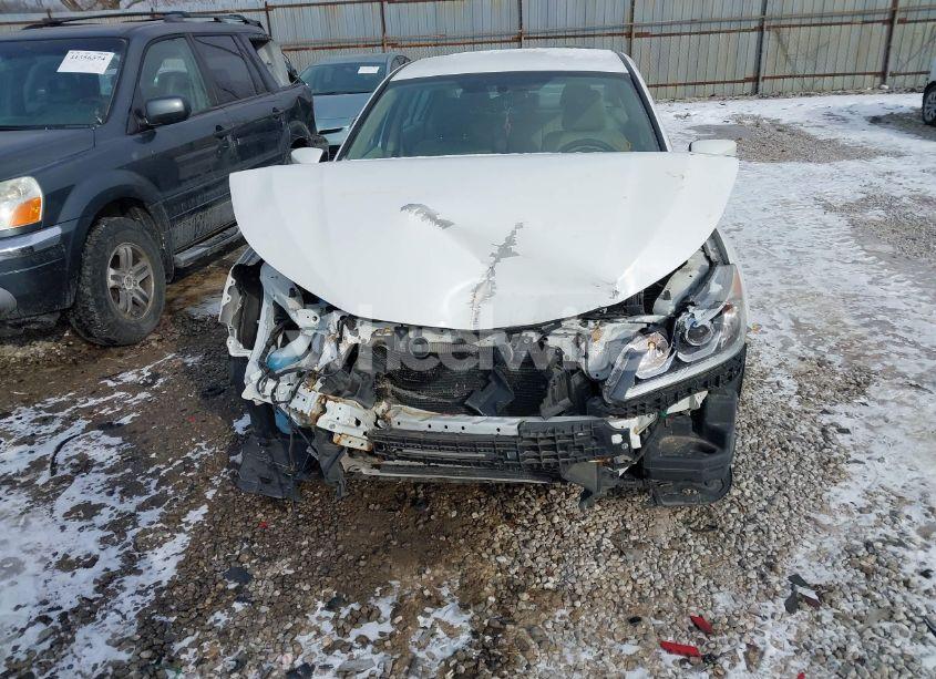 Photo 12 of 2016 Honda Accord LX (VIN 1HGCR2F35GA160560)