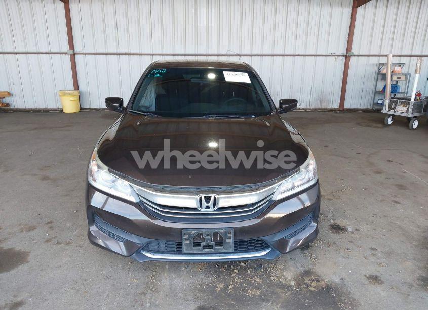 Photo 12 of 2016 Honda Accord LX (VIN 1HGCR2F35GA197883)