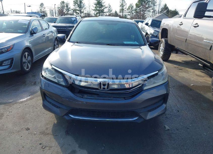 Photo 11 of 2016 Honda Accord LX (VIN 1HGCR2F35GA205447)