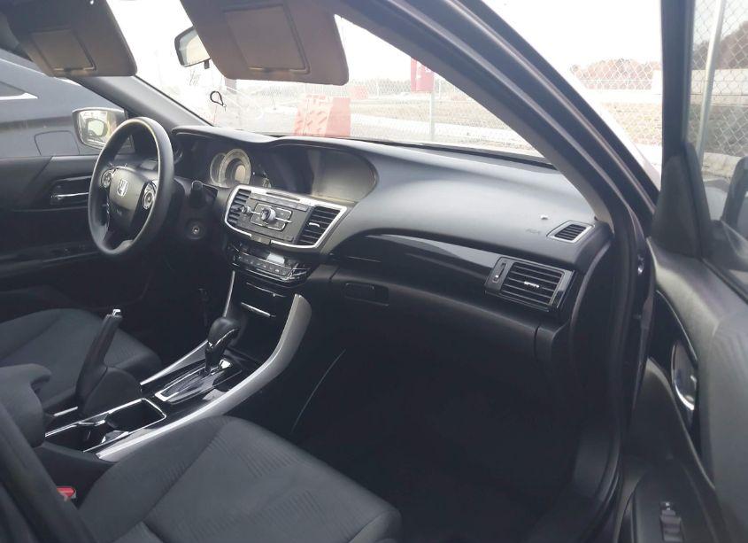 Photo 5 of 2016 Honda Accord LX (VIN 1HGCR2F35GA233409)