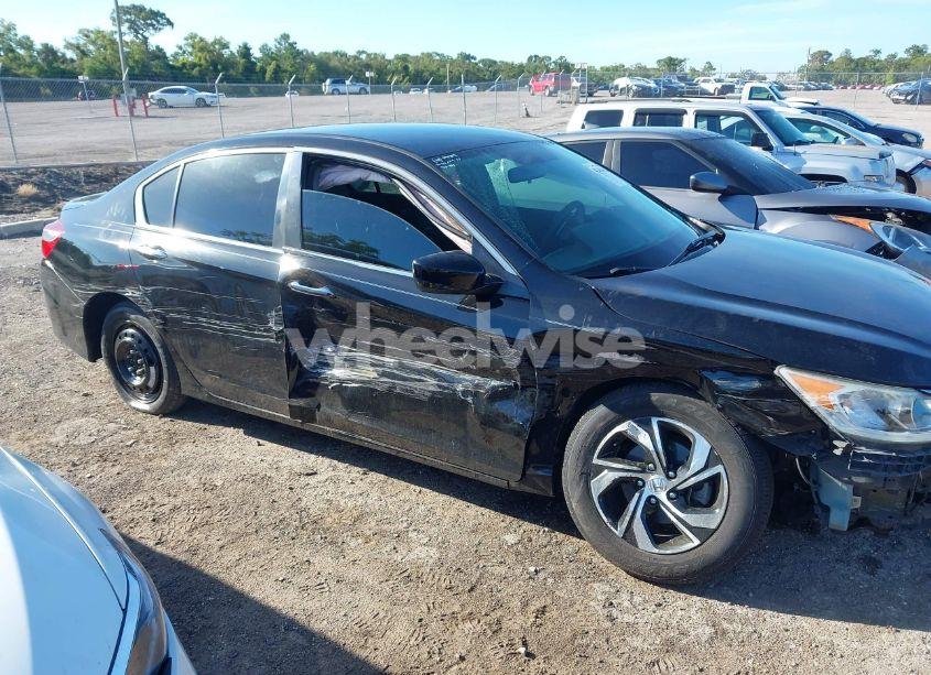 Photo 6 of 2017 Honda Accord LX (VIN 1HGCR2F35HA041988)