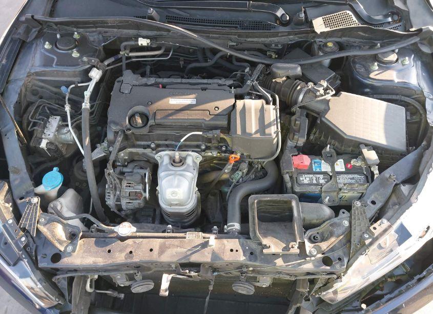 Photo 10 of 2017 Honda Accord LX (VIN 1HGCR2F35HA066700)