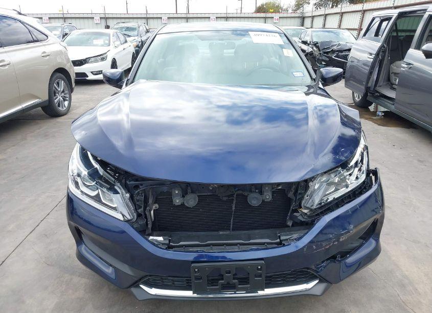 Photo 13 of 2017 Honda Accord LX (VIN 1HGCR2F35HA066700)