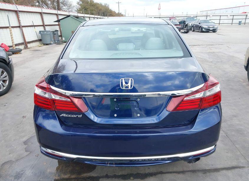 Photo 17 of 2017 Honda Accord LX (VIN 1HGCR2F35HA066700)